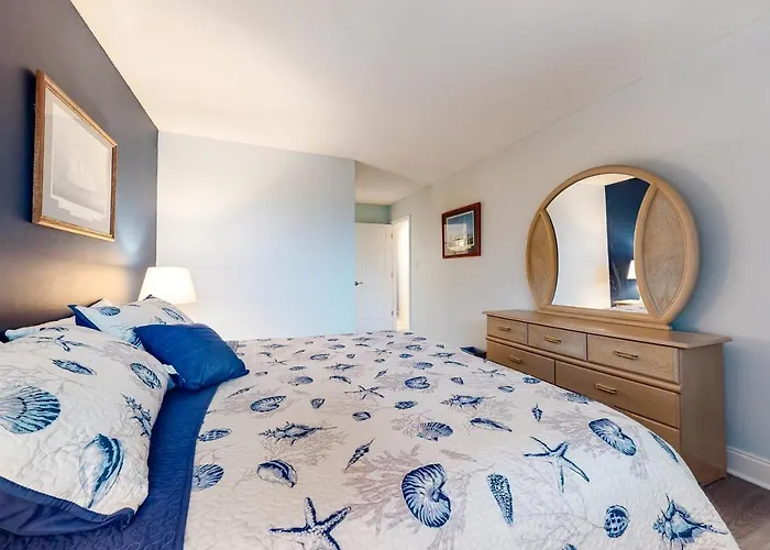East Of The Sun --- 40026 E Sun Dr Unit 611